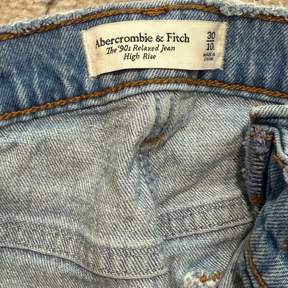 Abercrombie & Fitch Light Blue High Rise Jeans - Picture 4 of 4